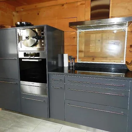 Angers, Chalet شقة