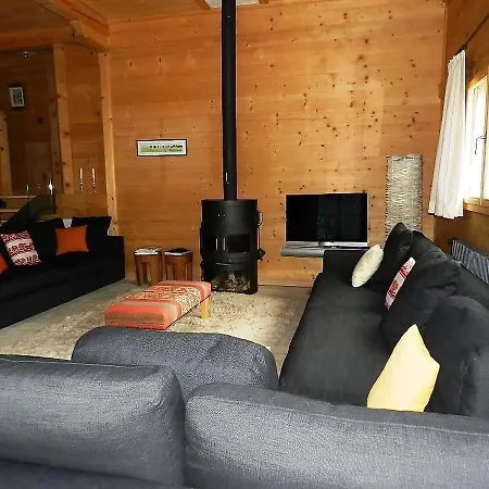 Angers, Chalet شقة
